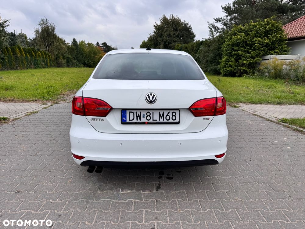 Volkswagen Jetta 1.4 TSI Highline DSG - 8