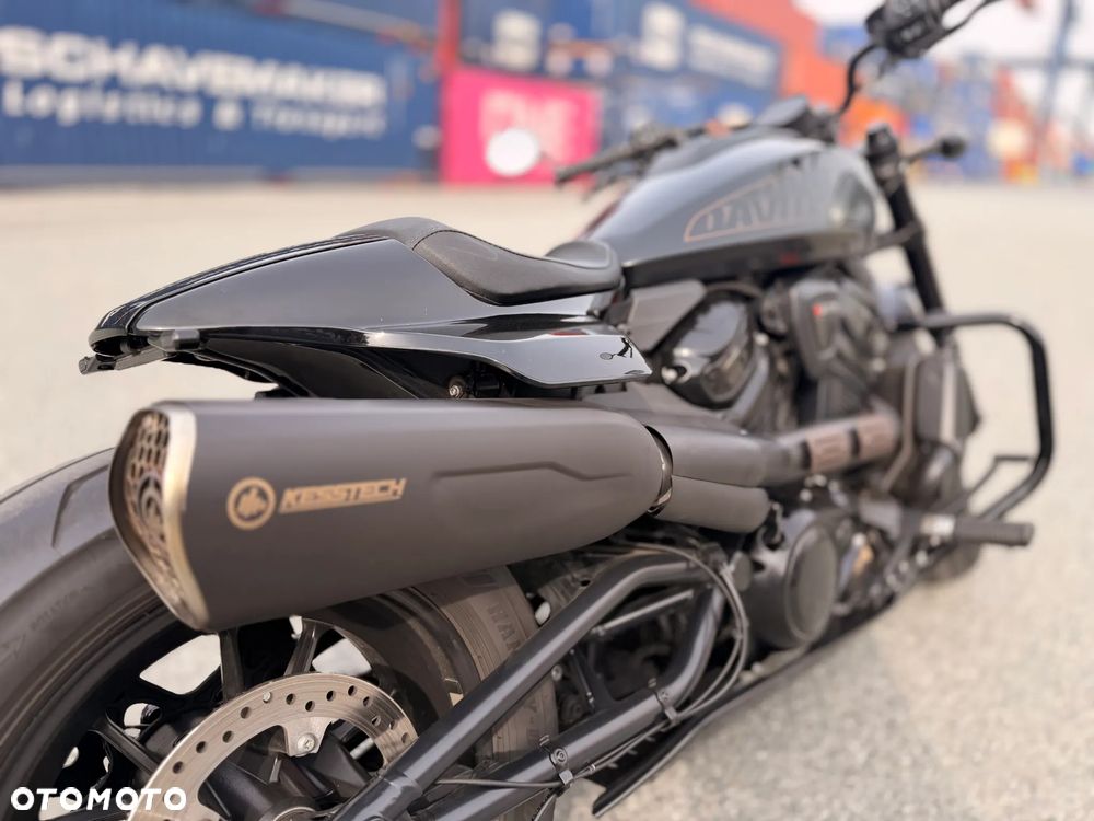 Harley-Davidson Sportster - 17