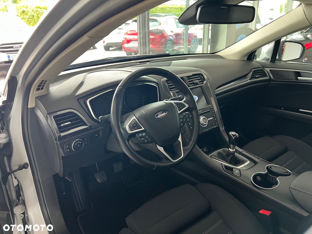 Ford Mondeo 2.0 EcoBlue Titanium - 20