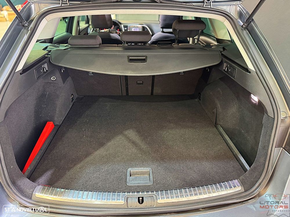 SEAT Leon ST 1.6 TDI Xcellence S/S - 10