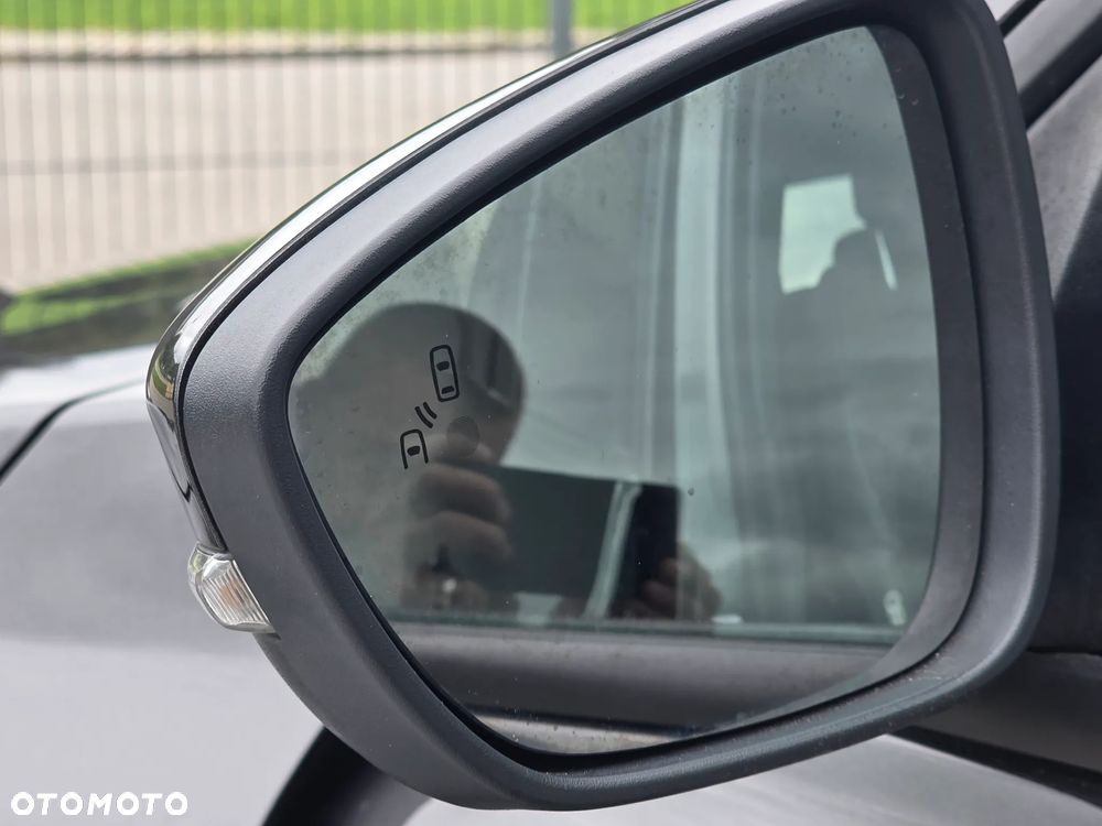 Ford Focus Turnier 2.0 EcoBlue S&S ST mit Styling-Paket - 28