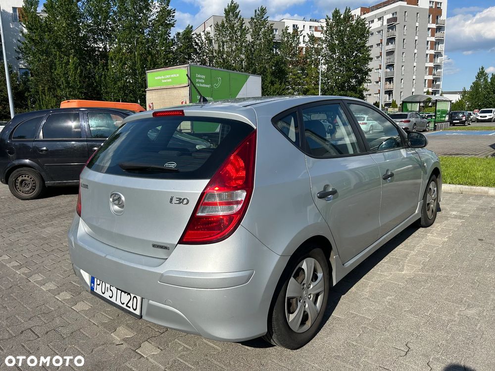Hyundai i30 1.6 CRDi Base - 16