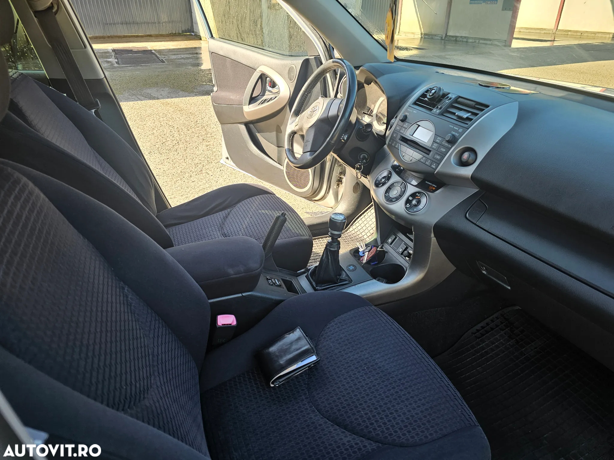 Toyota RAV4 2.2 D-CAT 4x4 Executive - 6