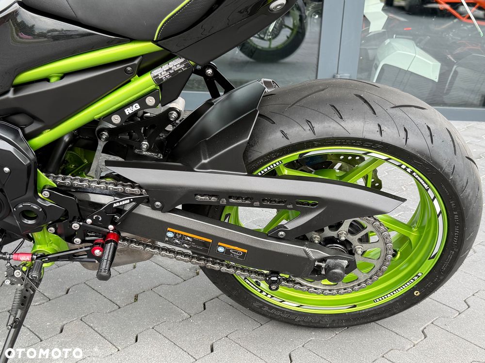 Kawasaki Z 900 - 32