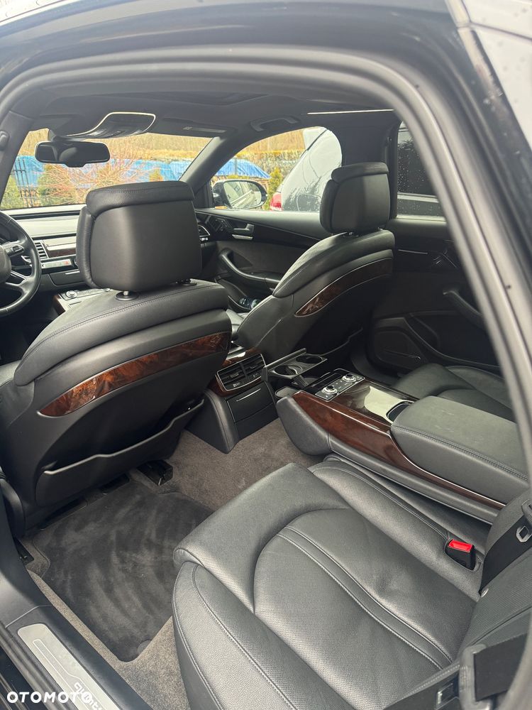 Audi A8 L 55 TFSI quattro tiptronic - 14