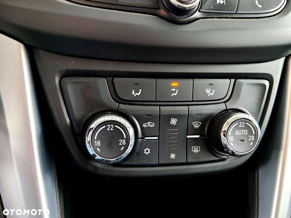 Opel Zafira - 11