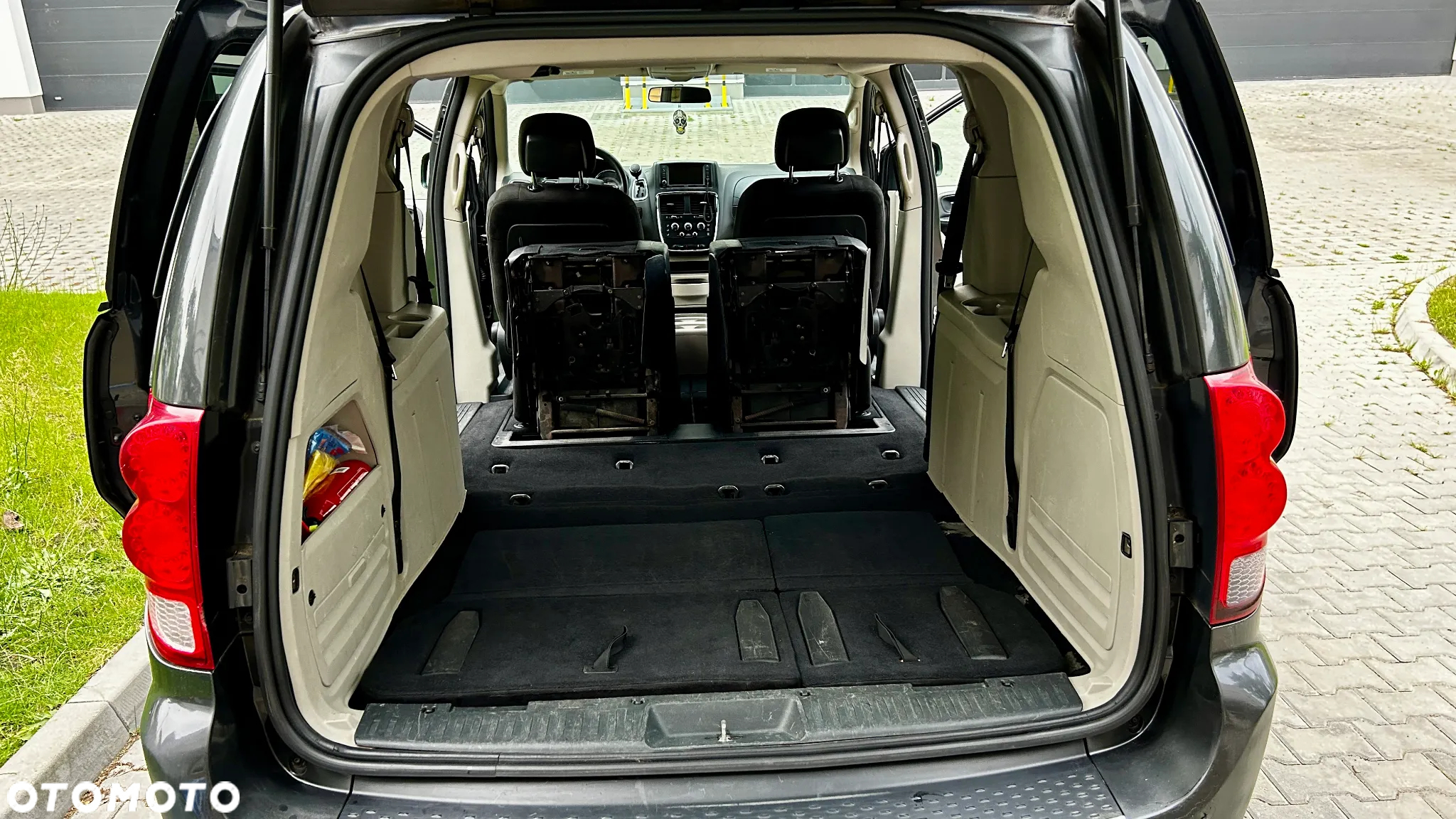 Dodge Grand Caravan 3.6 Express - 31