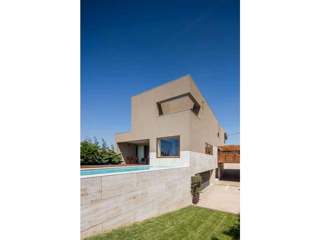 Moradia de Luxo T4 com piscina | Praia de Valadares, Vila Nova de Gaia - Grande imagem: 4/56