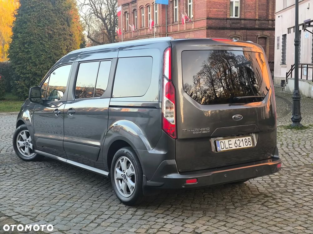 Ford Tourneo Connect Grand - 18