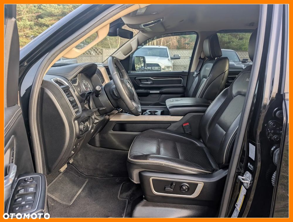 RAM 1500 Crew Cab Laramie - 19