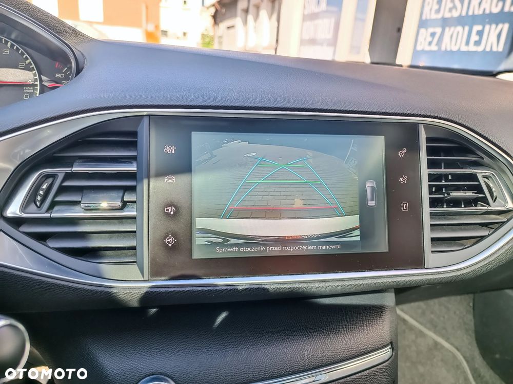 Peugeot 308 130 e-THP Stop & Start Allure - 25