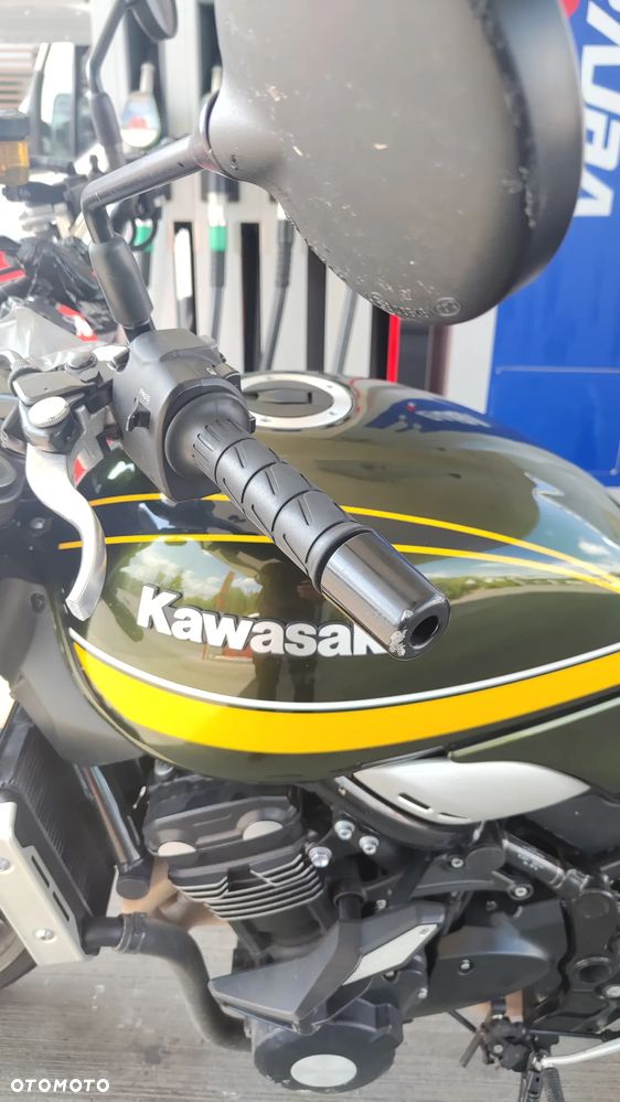 Kawasaki Z 900 RS - 14