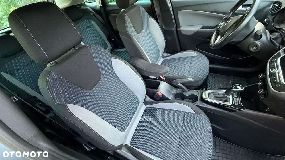 Opel Crossland X - 1