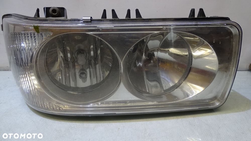 GP - LAMPA PRAWA PRZEDNIA DAF 95XF 15426200 - 1