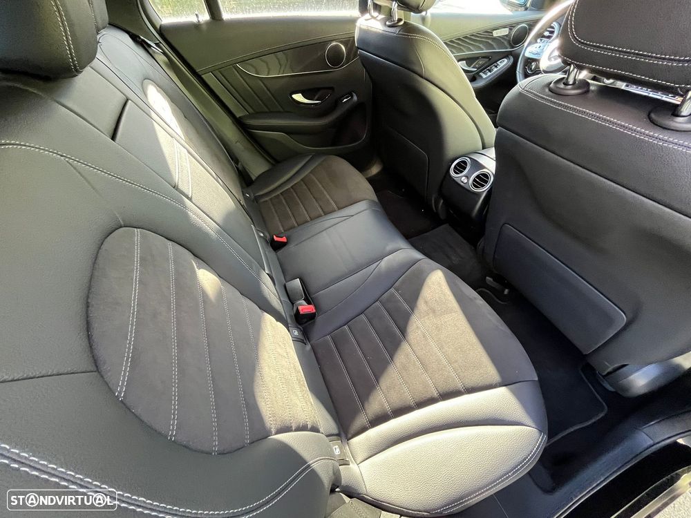 Mercedes-Benz GLC 300 de Coupe 4Matic 9G-TRONIC AMG Line Plus - 9