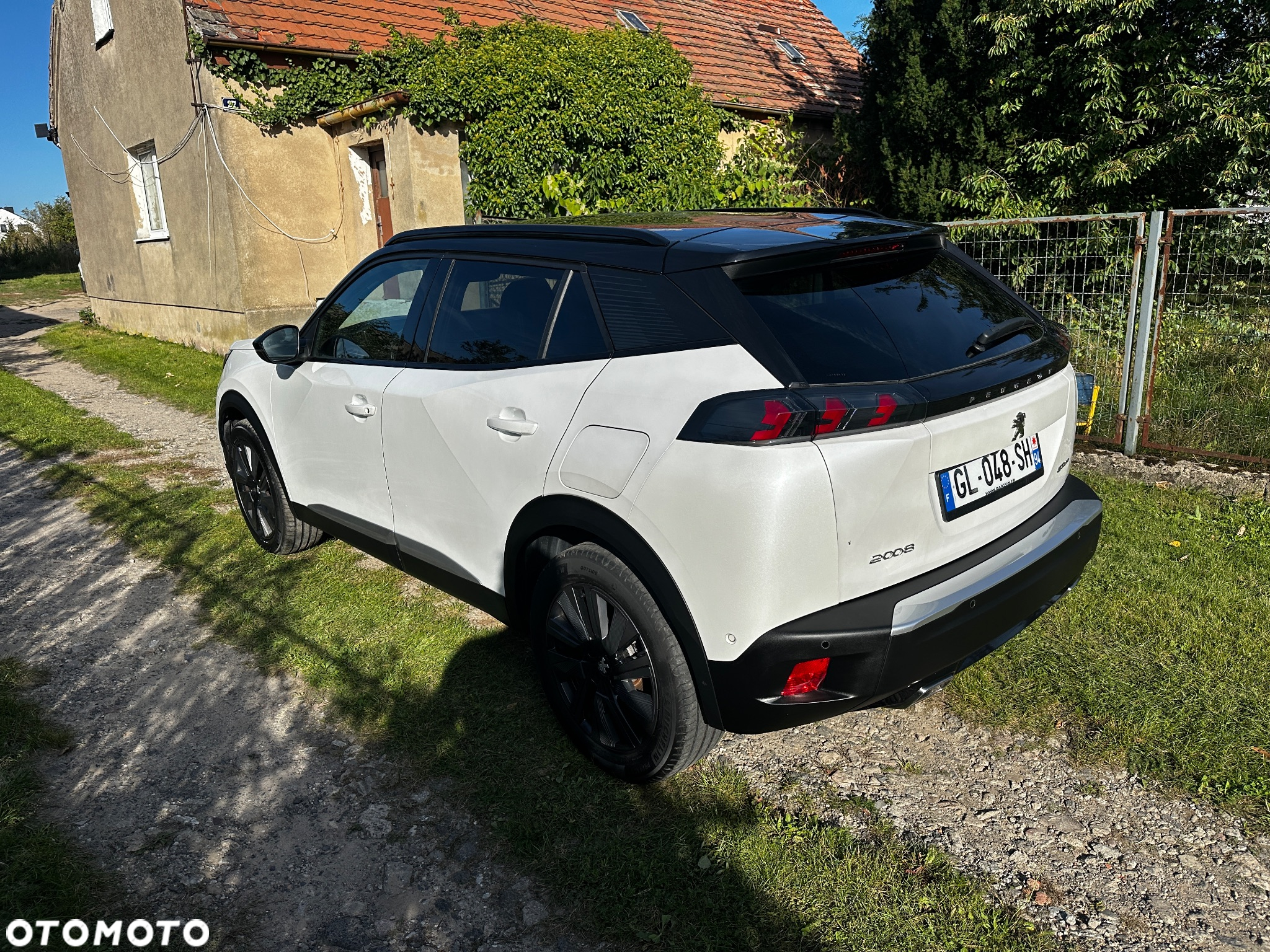 Peugeot 2008 1.2 PureTech GT Line S&S EAT8 - 5