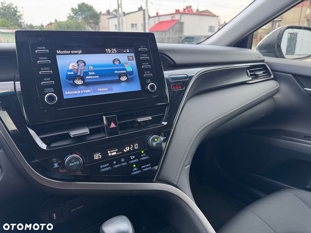 Toyota Camry 2.5 Hybrid Comfort CVT - 19