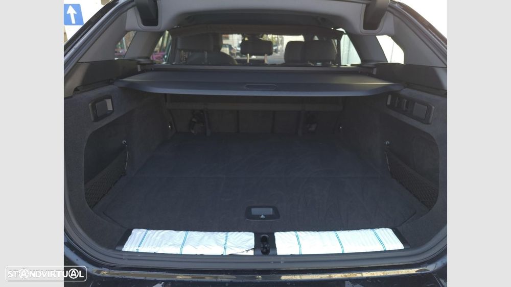 BMW i5 Touring eDrive40 - 15