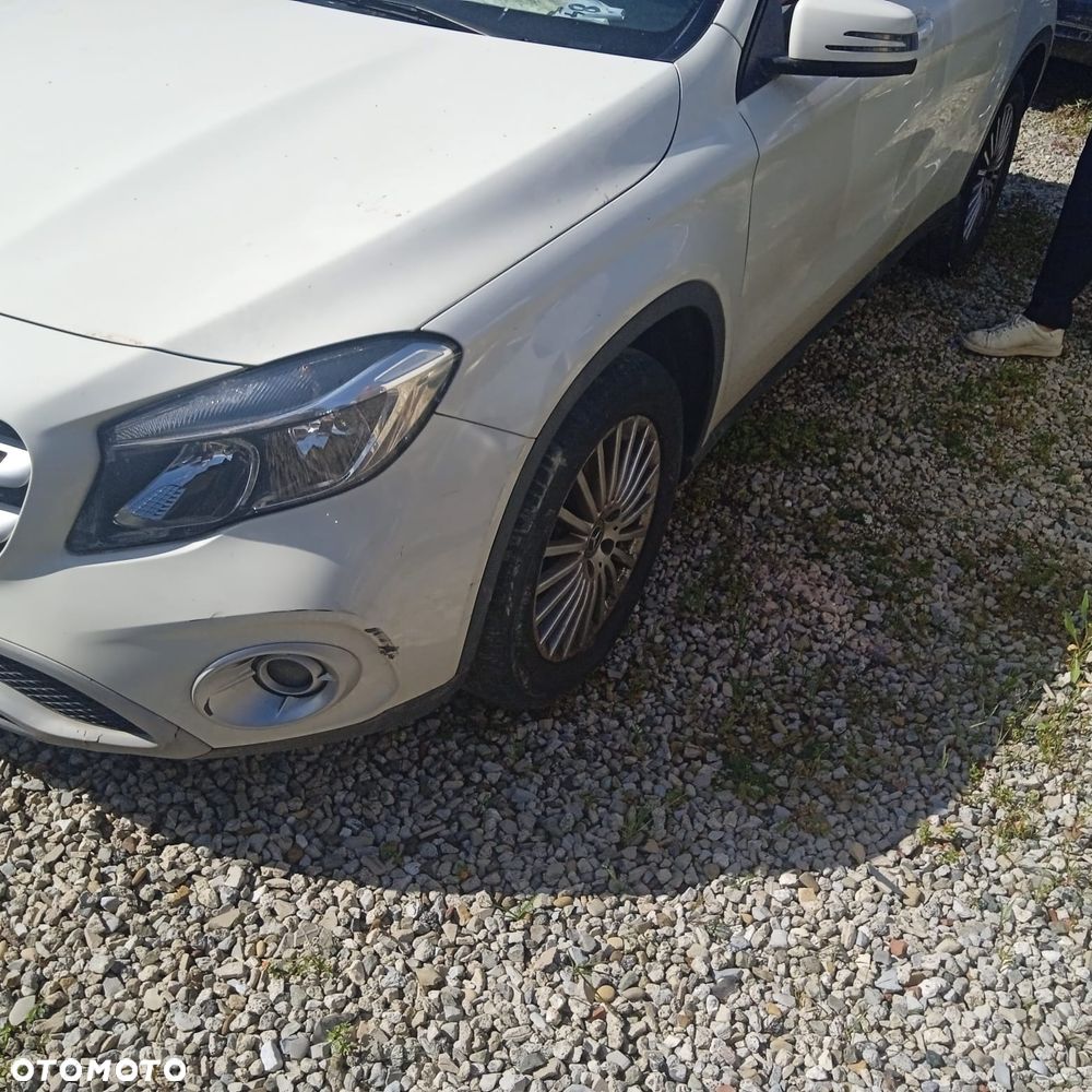 Mercedes-Benz GLA 200 (CDI) d AMG Line - 11
