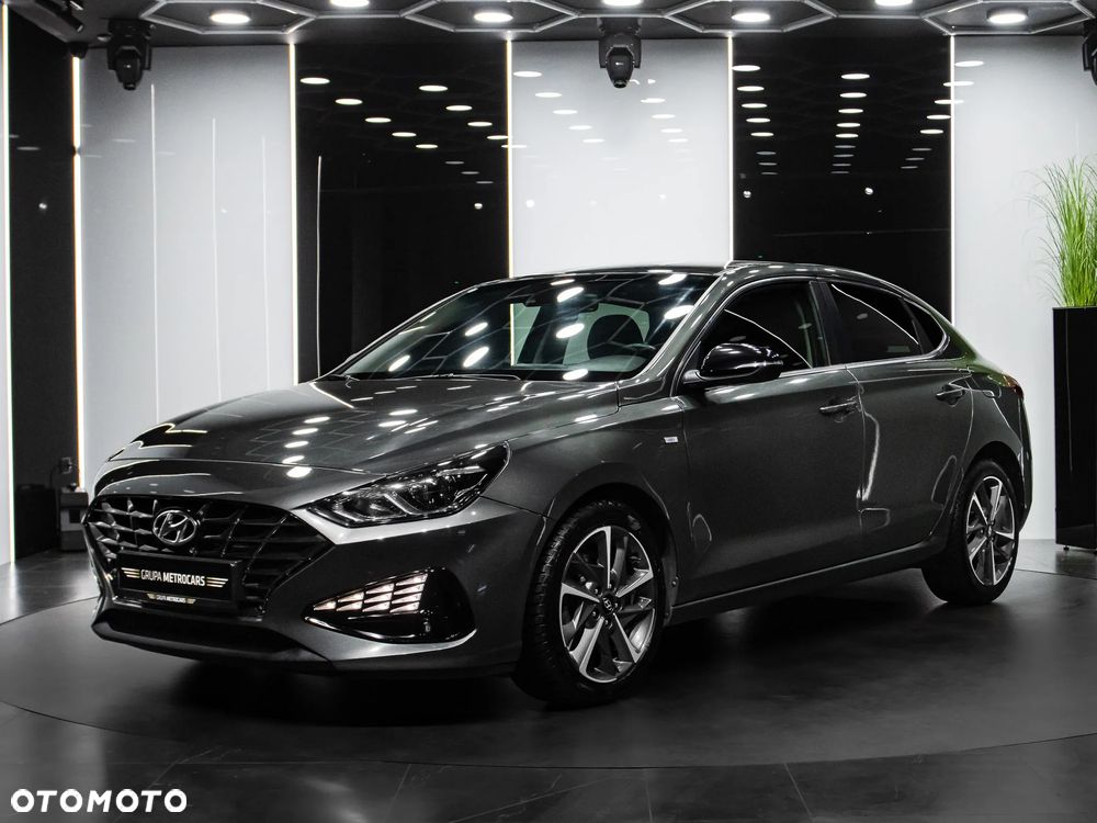 Hyundai i30 1.5 T-GDI 48V Smart DCT - 2