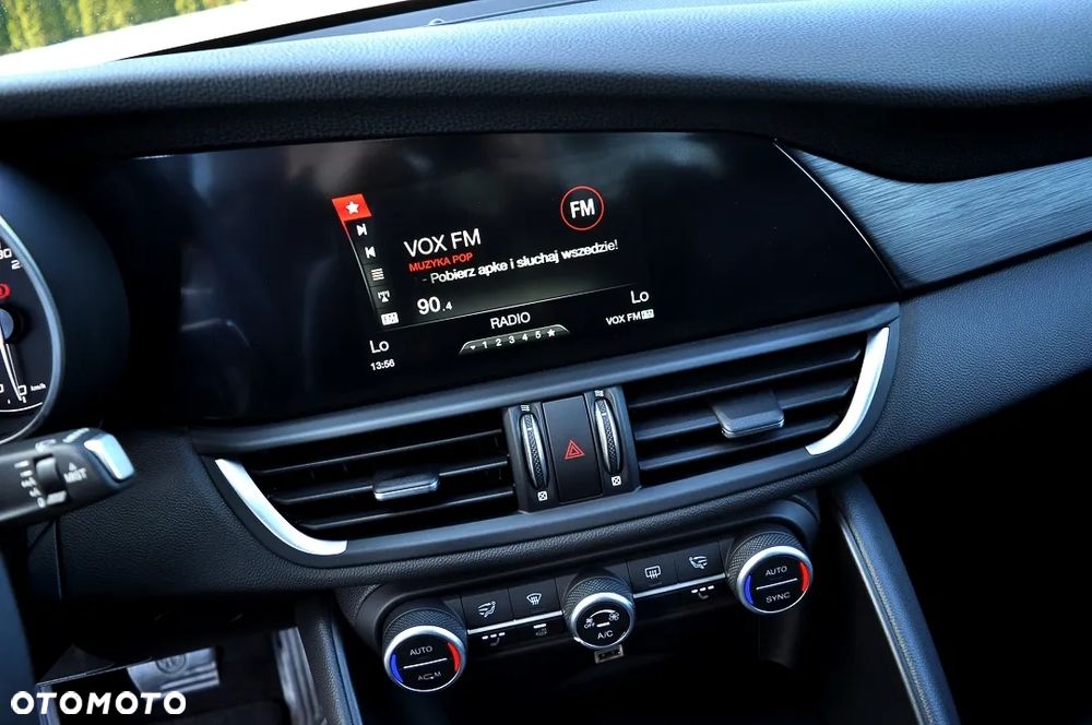 Alfa Romeo Giulia 2.0 Turbo Super - 30