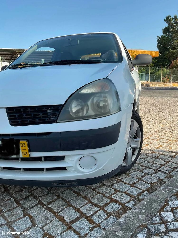Renault Clio 1.5 dCi Confort Dynamique - 3
