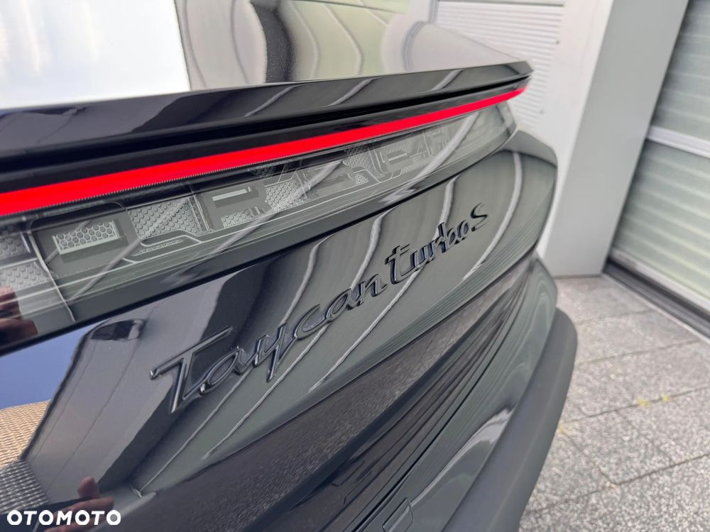 Porsche Taycan - 5