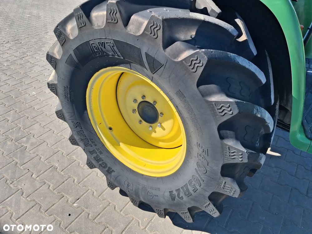 John Deere 4520 eHydro - 8