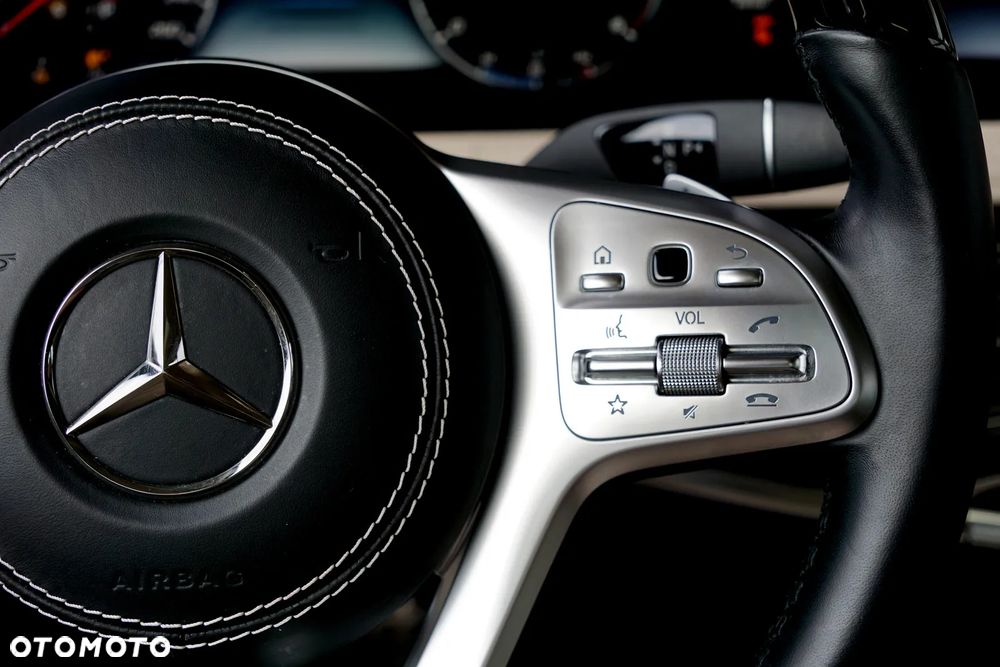 Mercedes-Benz Klasa S 560 4-Matic L 9G-TRONIC - 33