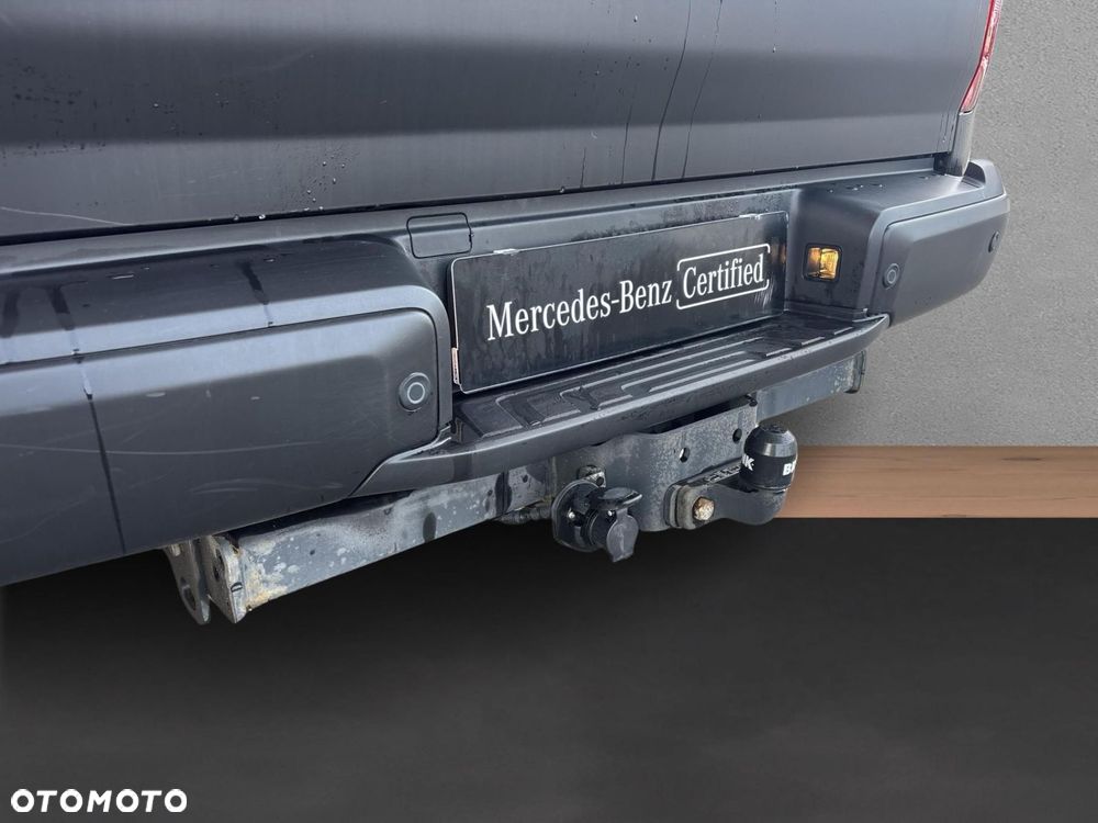 Mercedes-Benz Klasa X - 19