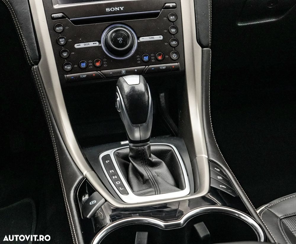 Ford Mondeo Vignale 2.0 Hybrid - 19