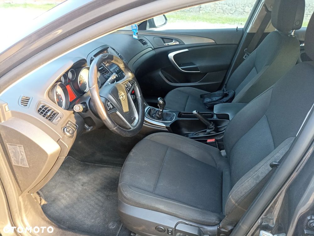 Opel Insignia - 11