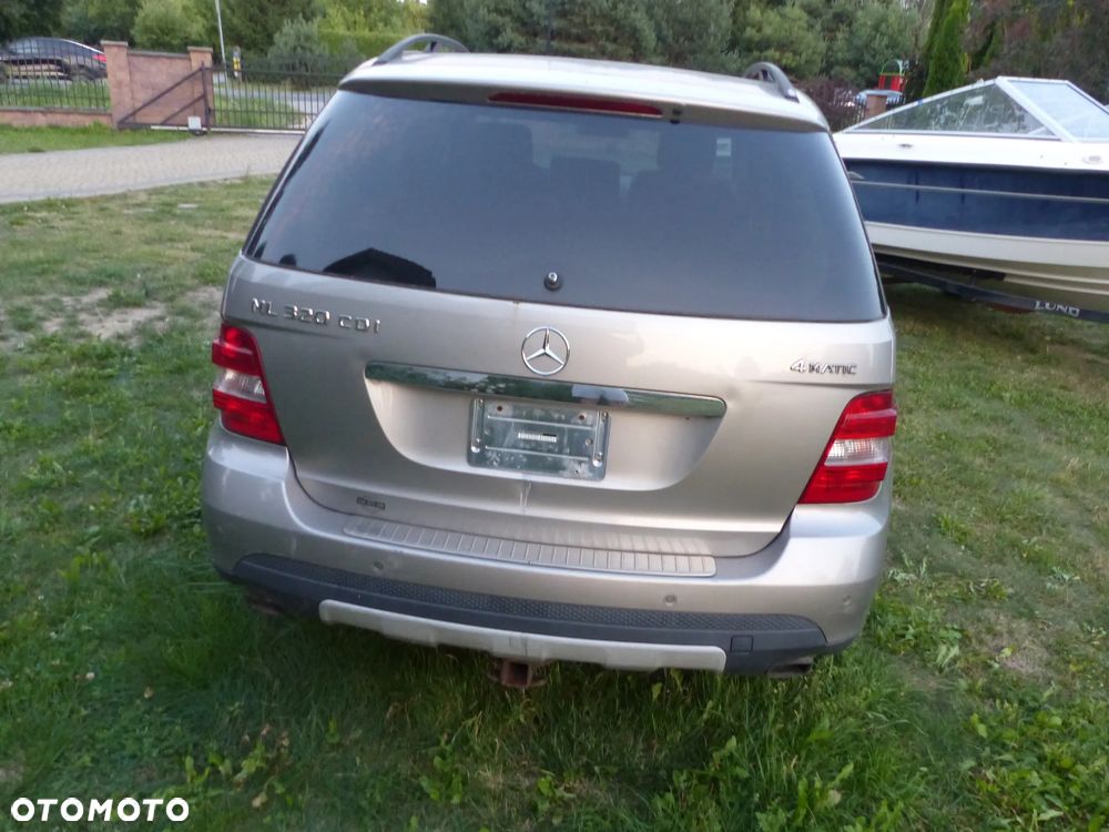 Mercedes-Benz ML 320 CDI 4Matic 7G-TRONIC - 4