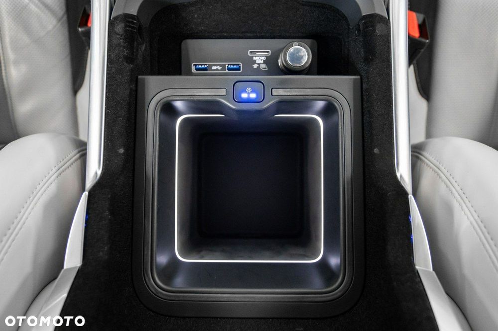 Land Rover Range Rover Sport - 30