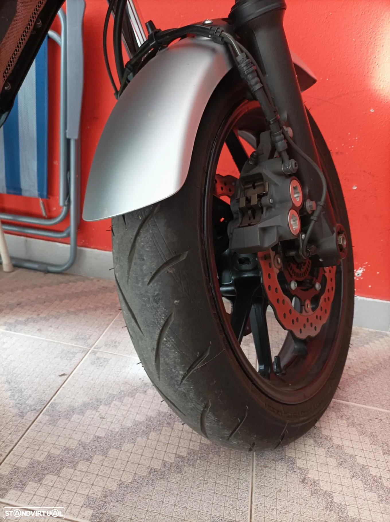 Yamaha XSR - 6