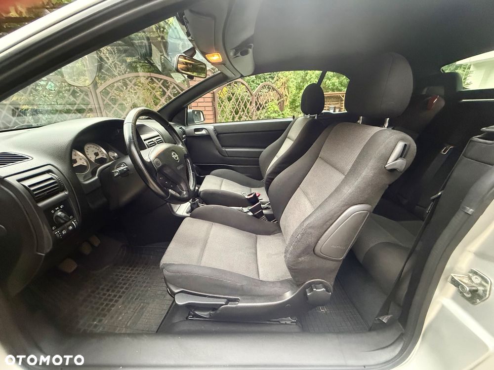 Opel Astra - 11