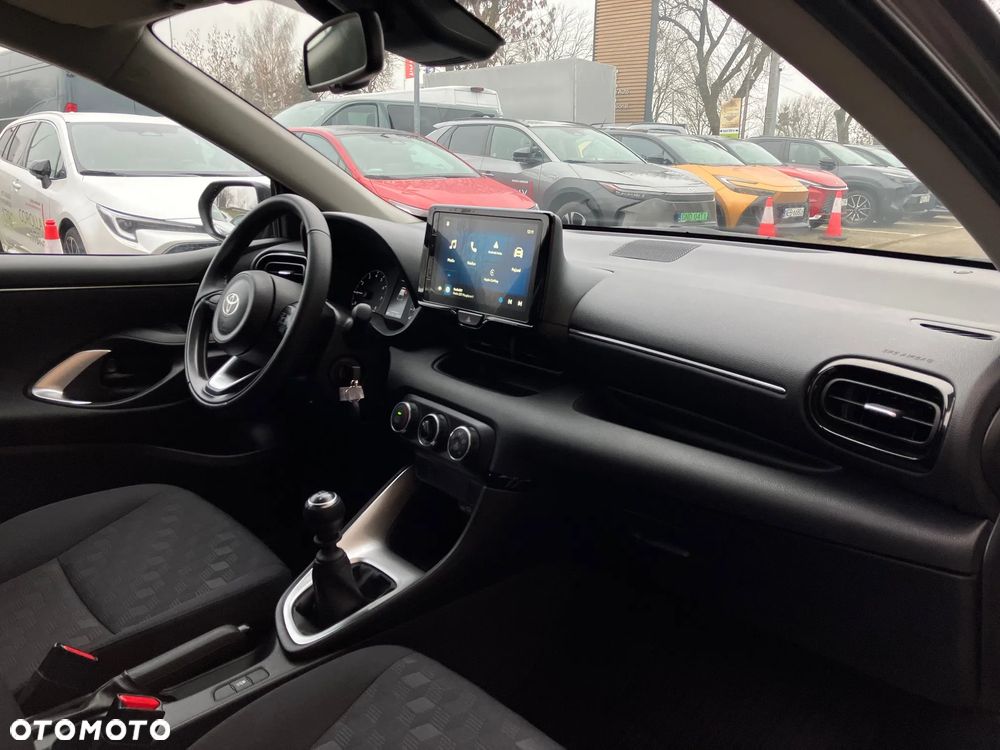 Toyota Yaris 1.5 Comfort - 10