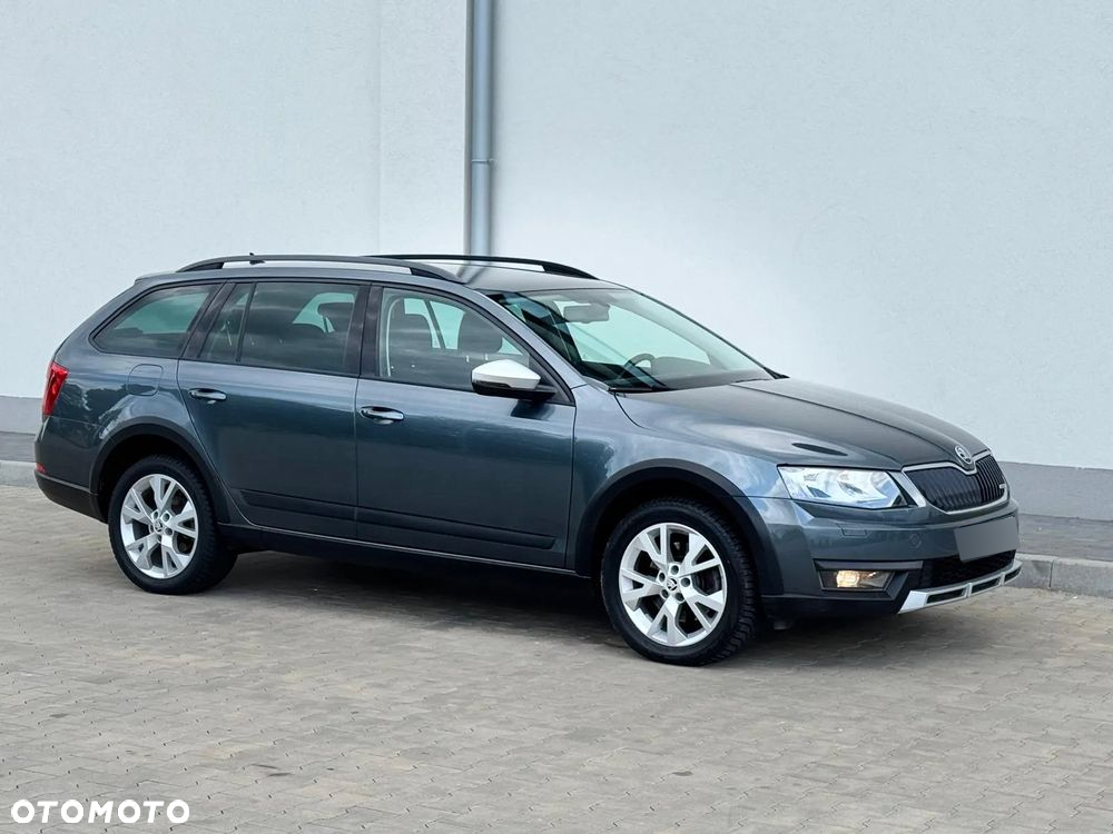 Skoda Octavia Scout 2.0 TDI 4x4 DSG - 4