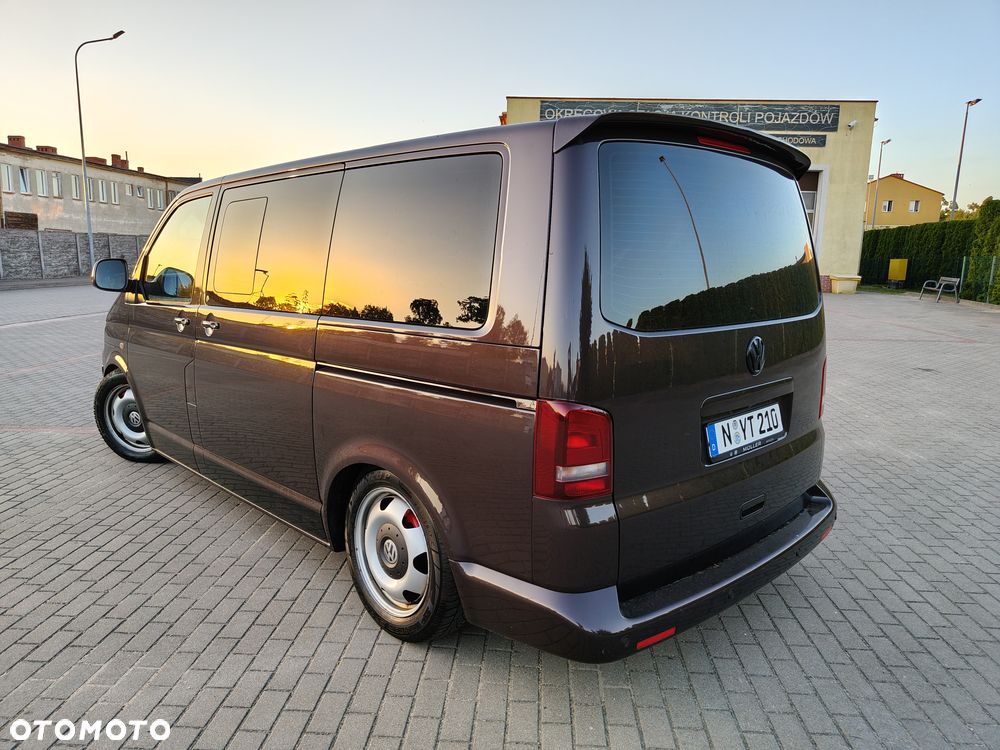 Volkswagen Multivan - 34