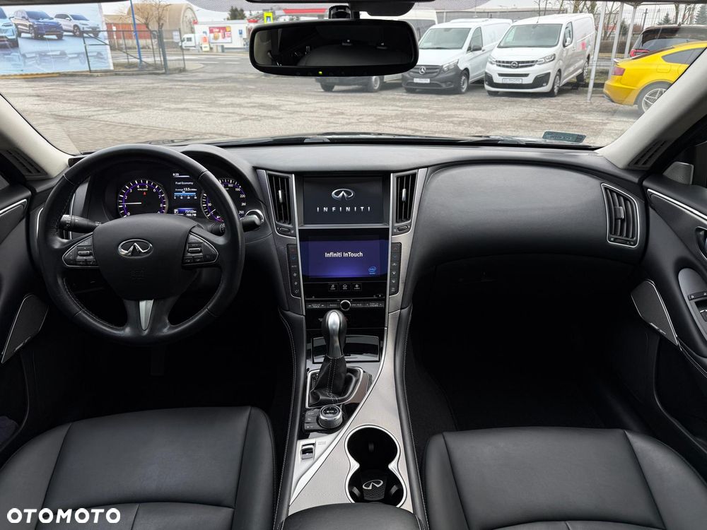 Infiniti Q50 - 8