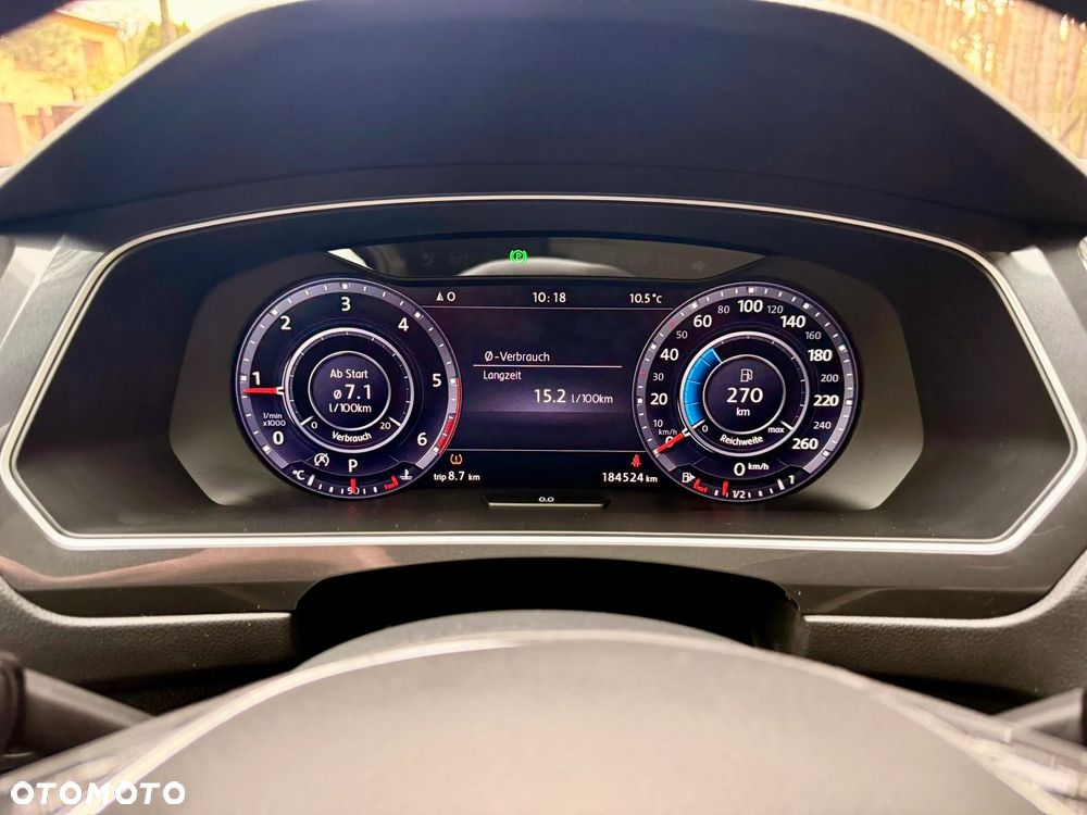 Volkswagen Tiguan - 12