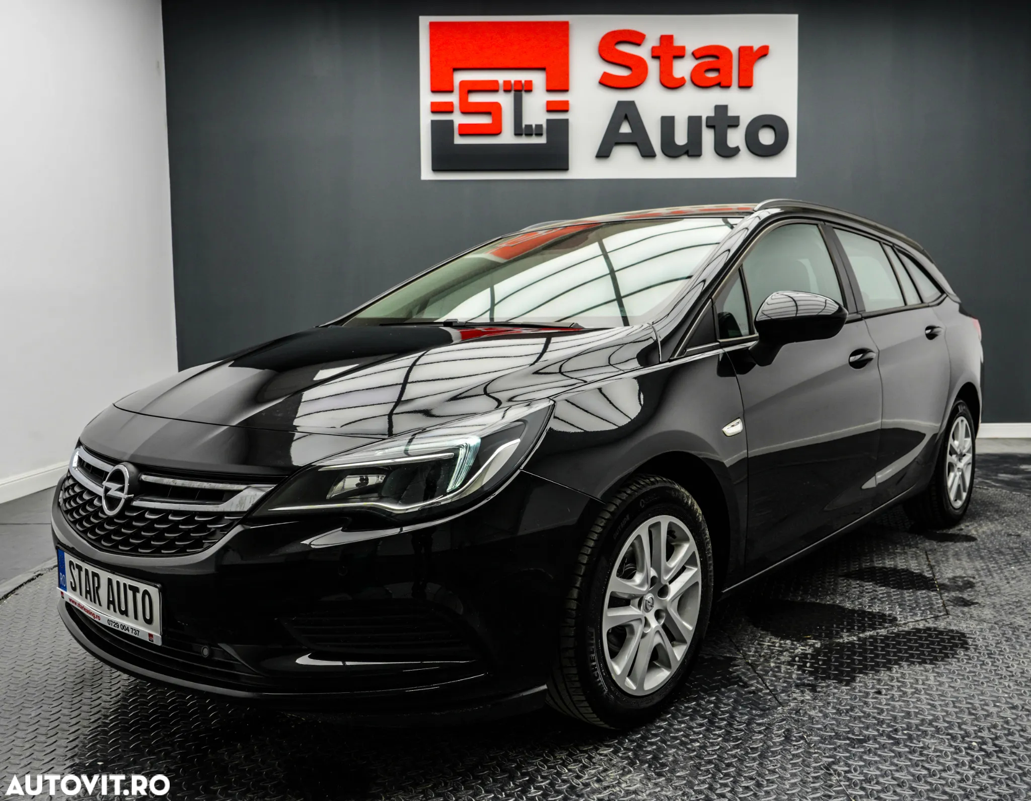 Opel Astra Sport Tourer 1.0 Turbo ECOTEC Start/Stop Dynamic - 2