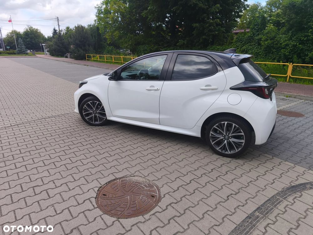Toyota Yaris - 1