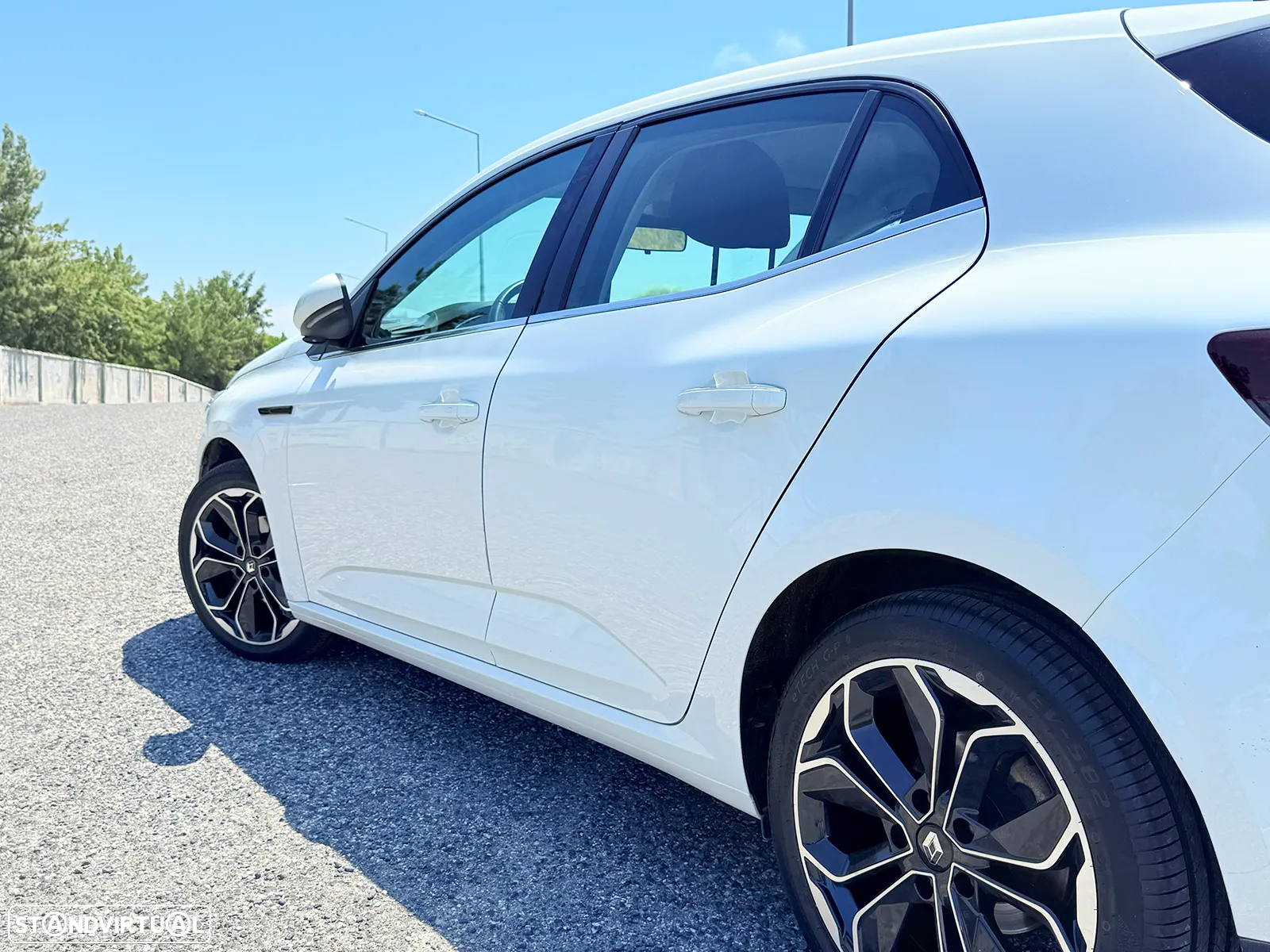 Renault Mégane 1.5 Blue dCi Limited - 22