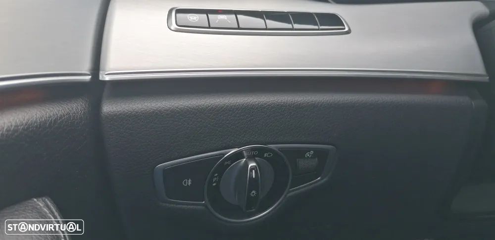 Mercedes-Benz CLS 400 d 4Matic 9G-TRONIC AMG Line - 52