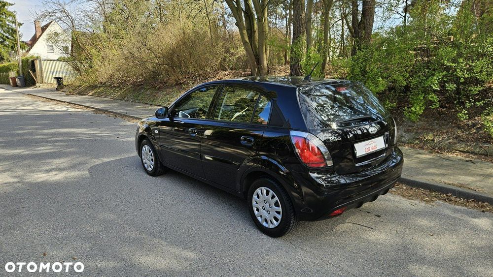 Kia Rio 1.4 Spirit - 19