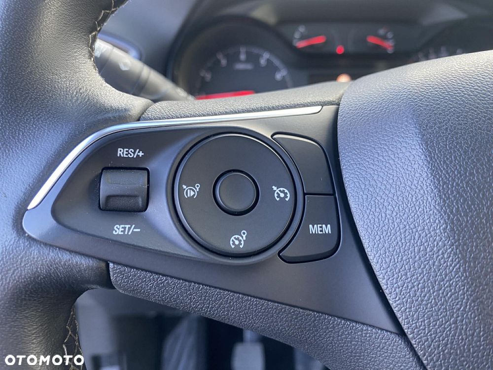 Opel Crossland X 1.2 Start/Stop 120 Jahre - 17