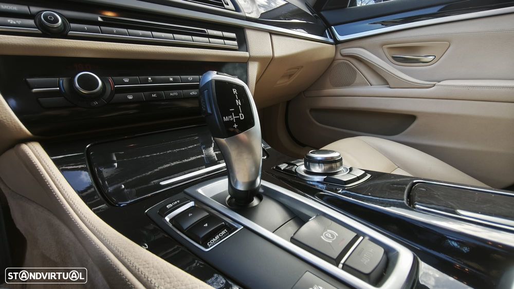 BMW 520 d Line Luxury Auto - 9