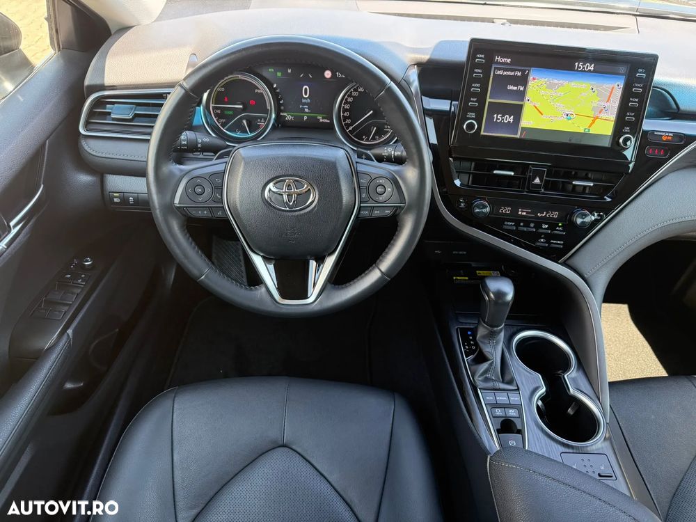 Toyota Camry 2.5 Dynamic - 23