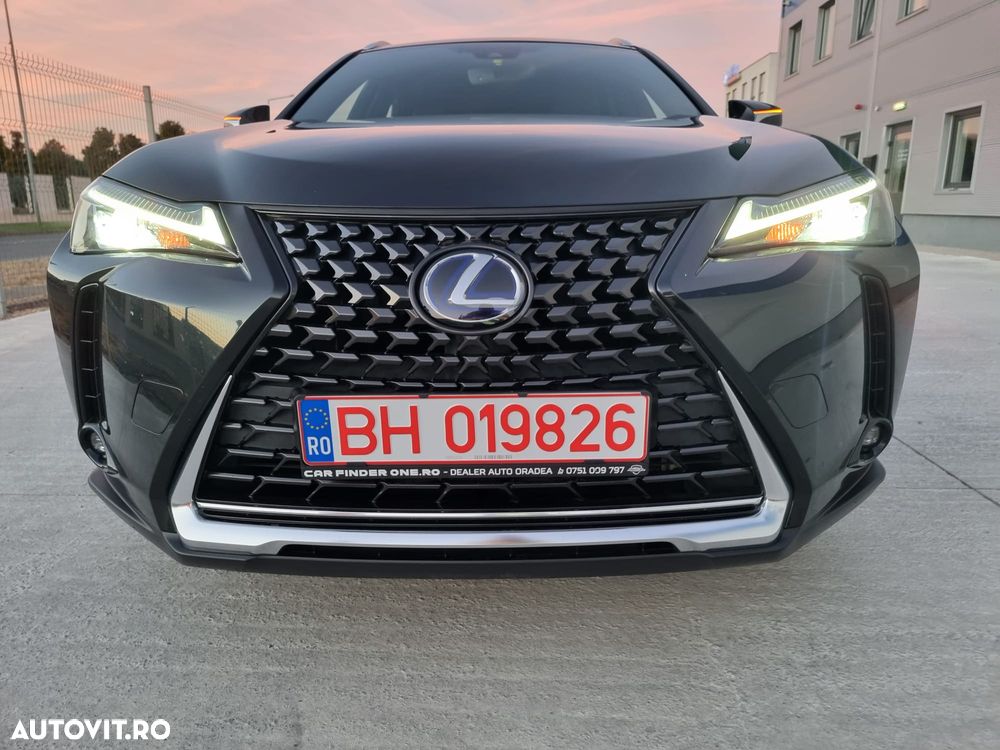 Lexus UX - 17